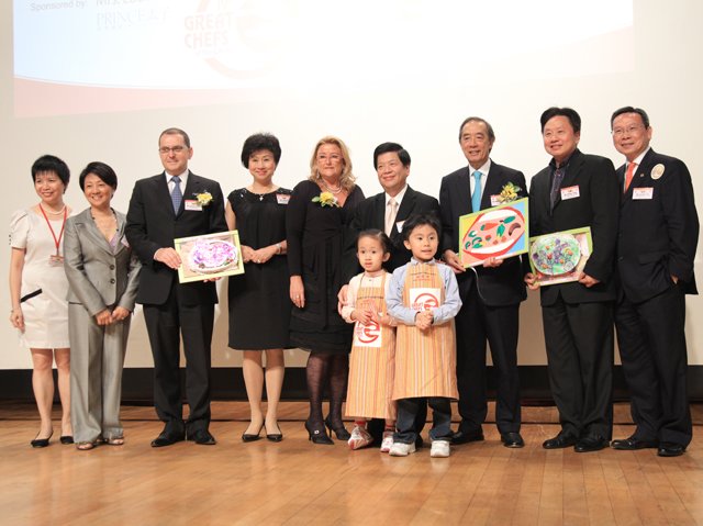 「第19届全港厨师精英大汇演」暨2010慈善奖劵售卖活动圆满举行图片1