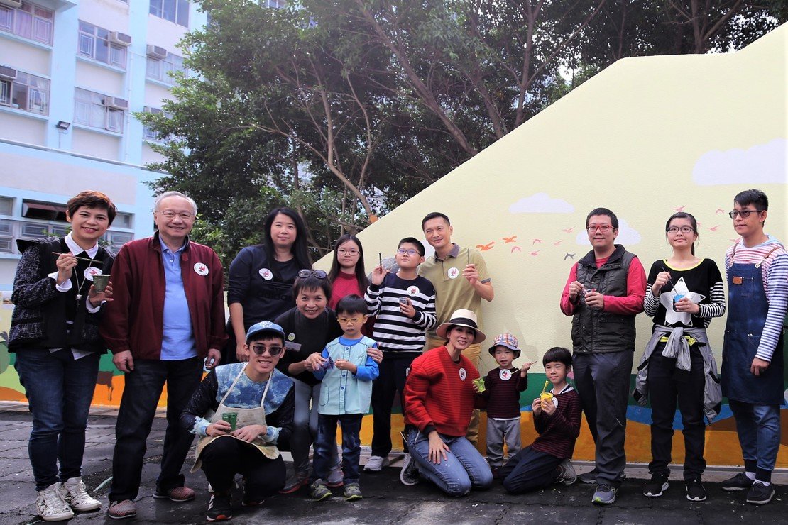 陈锦鸿伙拍著名设计师Ranee K.为新大楼创作壁画图片2